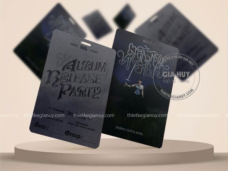 thẻ sự kiện phong cách all black cá tính