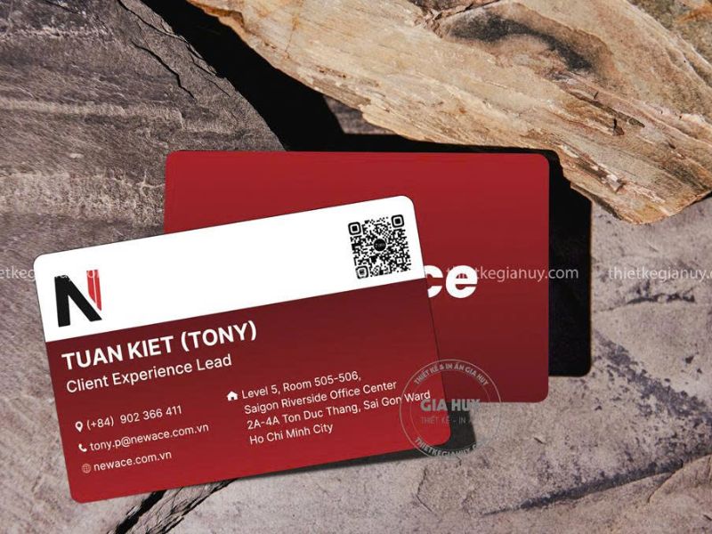 name card màu đỏ đô hiện đại